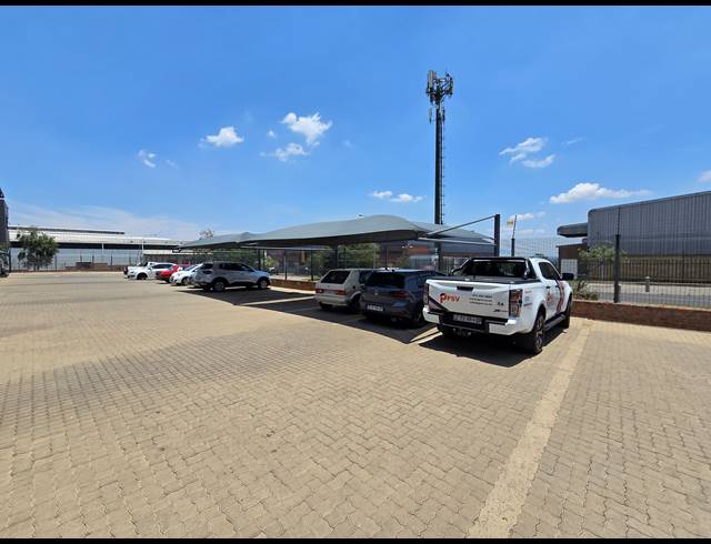 430M² WAREHOUSE TO LET IN TUNNEY